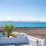 Villa Beautiful Detached Lanzarote 3 Bedrooms Stacruz Bay Stunning Views & Close To Amenities Playa Blanca (Lanzarote)