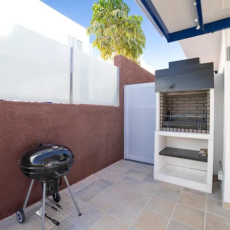 Galway Bay: Detached Lanzarote With Stunning Views * Playa Blanca (Lanzarote)