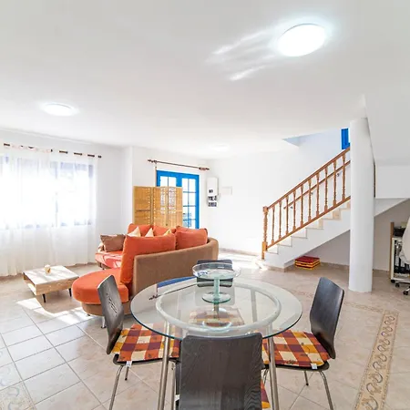 Galway Bay: Detached Lanzarote With Stunning Views Villa