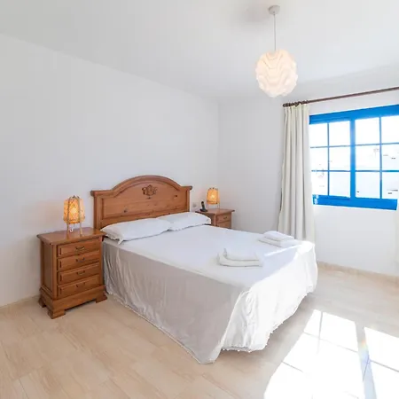 Beautiful Detached Lanzarote 3 Bedrooms Stacruz Bay Stunning Views&close To Amenities Villa